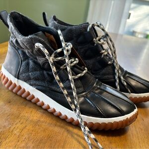 NWT Skechers Jagged Pond Moodspace Duck Boots | Waterproof & Memory Foam | Size